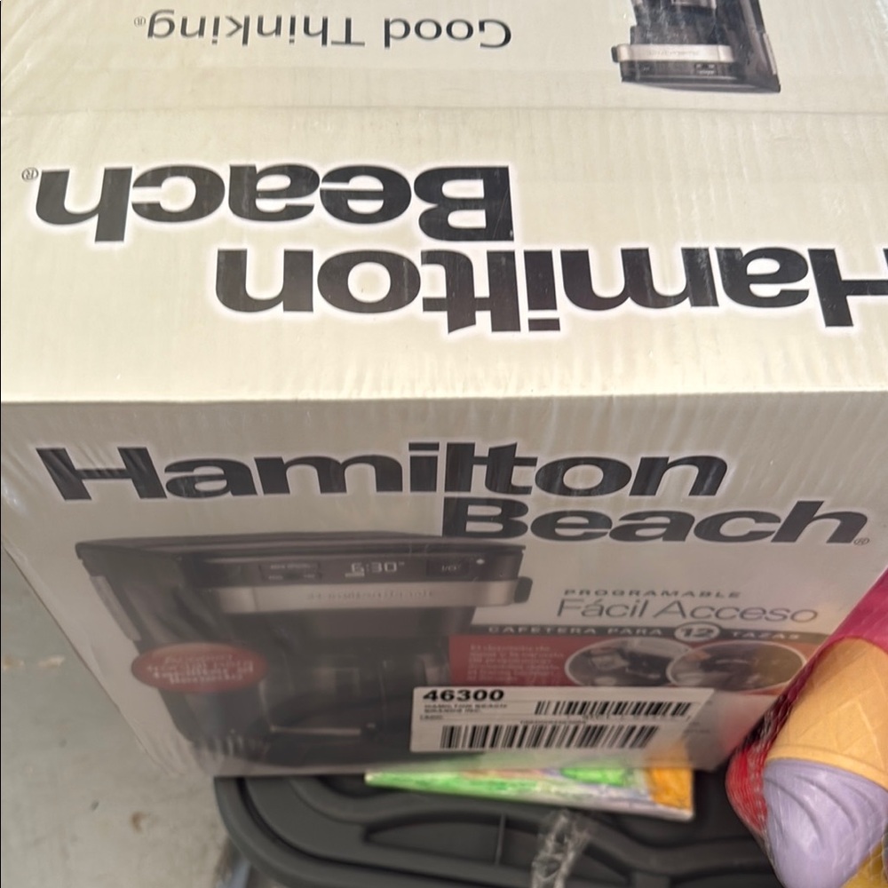 Hamilton Beach Easy Access Coffee Maker - Black - Picture 13 of 13